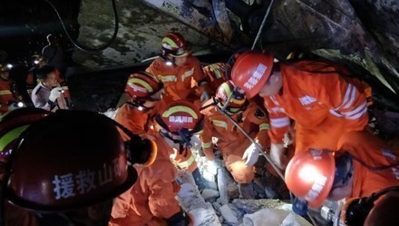 液體硅膠廠家心系地震災(zāi)區(qū)，祈禱平安